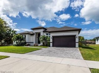 118 Bermuda Rd, Marco Island, FL 34145