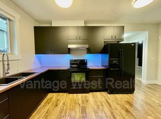 2066B Sunview Dr, West Kelowna, BC V1Z4C2