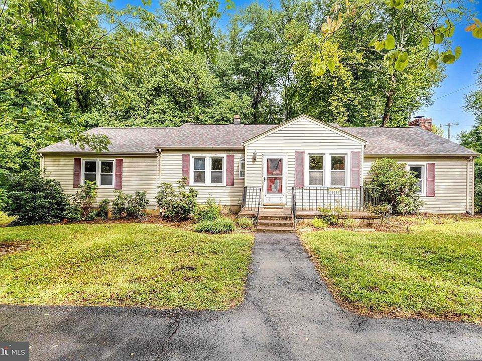 1st image of 19267 Mockingbird Heights Rd