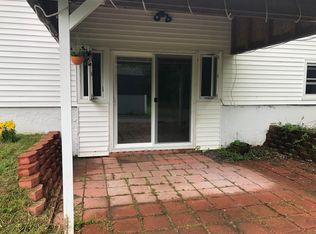 153 S Freeport Rd, Freeport, ME 04032