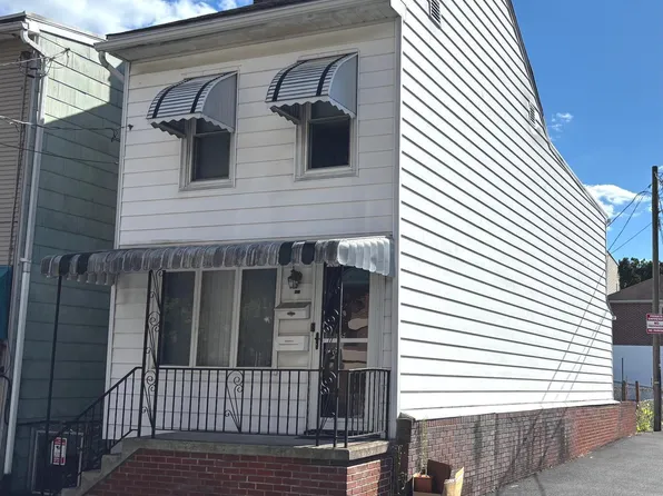 325 Lewis St, Minersville, PA 17954