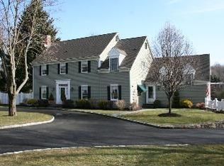 16 Farm Hill Rd, Ridgefield, CT 06877