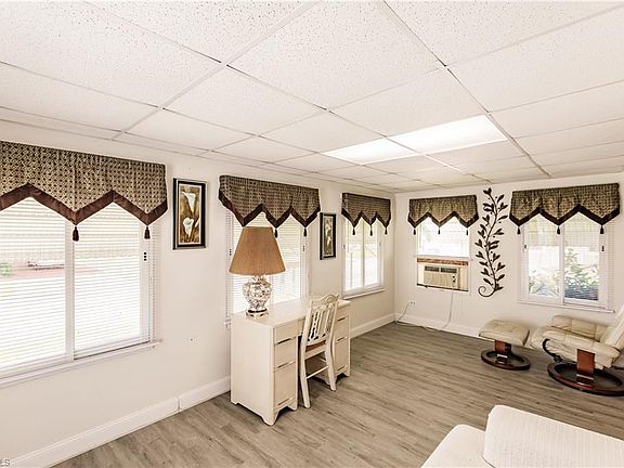 5th image of 2789 Wedgewood Dr