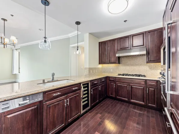 690 Market St #1503, San Francisco, CA 94114