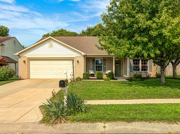 2190 Meadow Glen Blvd, Franklin, IN 46131