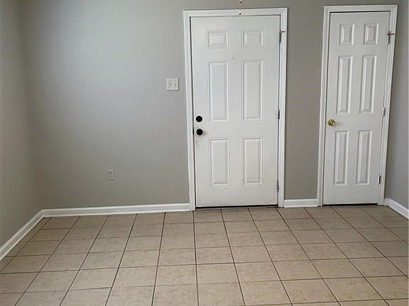 4th image of 4741 Viola St