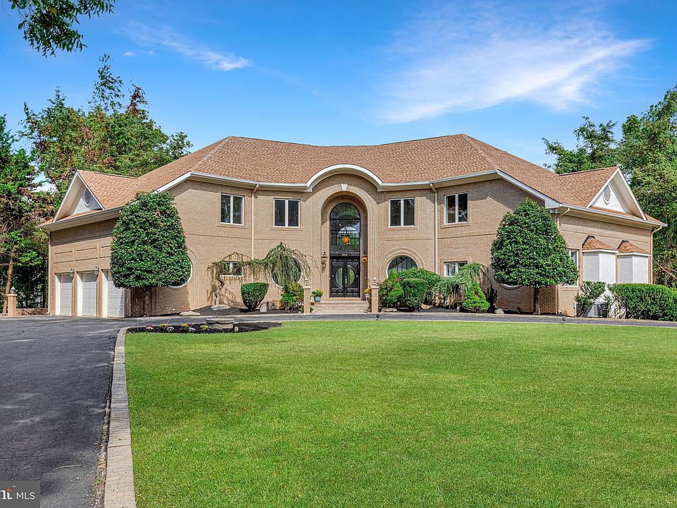 8816 Gallant Green Dr, Mc Lean, VA 22102 Zillow