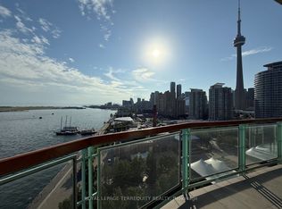 211 Queens Quay N #1108, Toronto, ON M5J 2M6