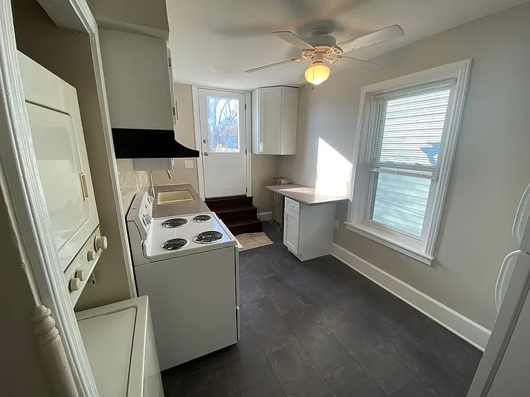 348 S Market St — Photo 1