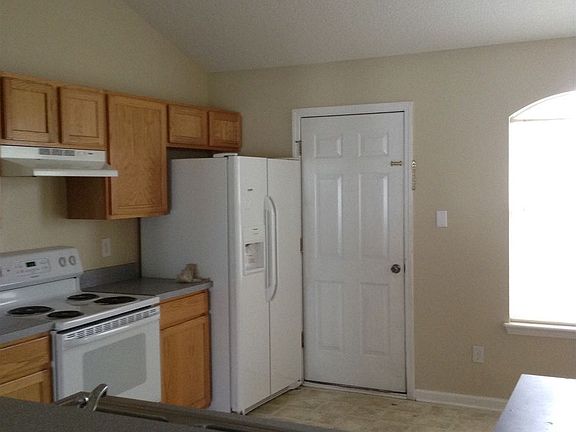 5th image of 937 Oak Arbor Cir
