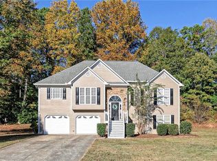 6287 Cheatham Lake Dr NW, Acworth, GA 30101