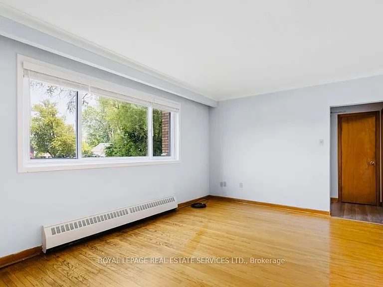 50 Peter St N #2 — Photo 21