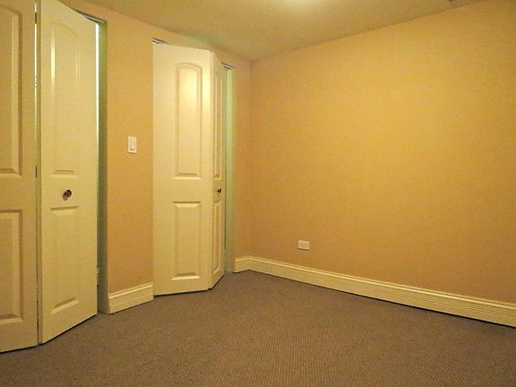 4th image of 2206 W School St APT 1E