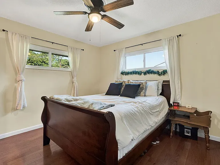 3010 Clearwater Dr NE — Photo 11