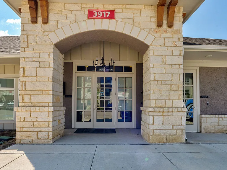 Residences of Long Branch — Photo 16