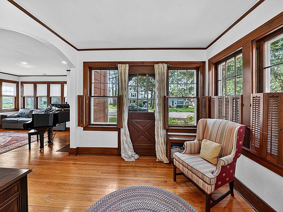 5th image of 1319 Sunnymede Ave