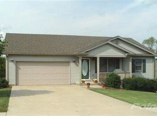 206 Hunter Ridge Dr, Lawrenceburg, KY 40342