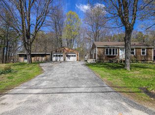 10 Dutton Hill Rd, Windham, ME 04062