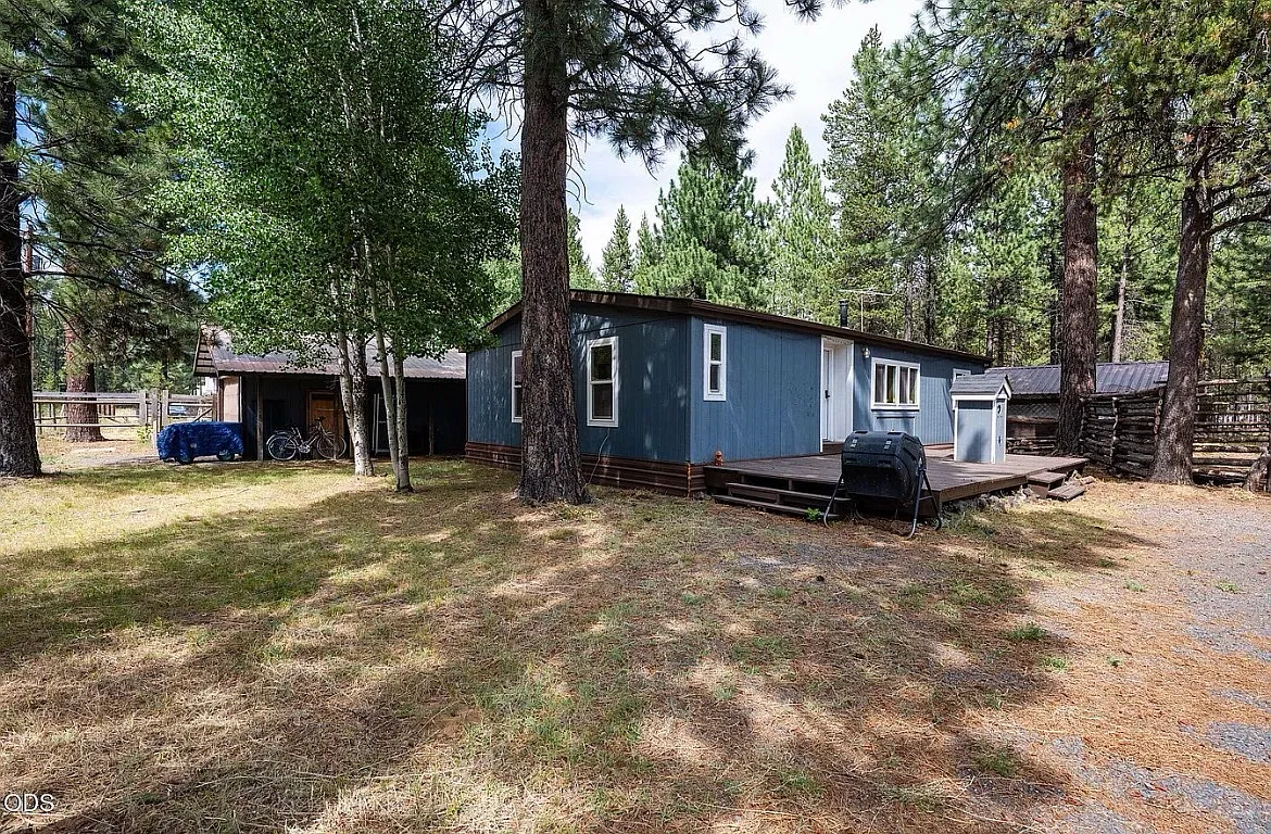 3 bed, 1188 sqft, $2,600 — Photo 1