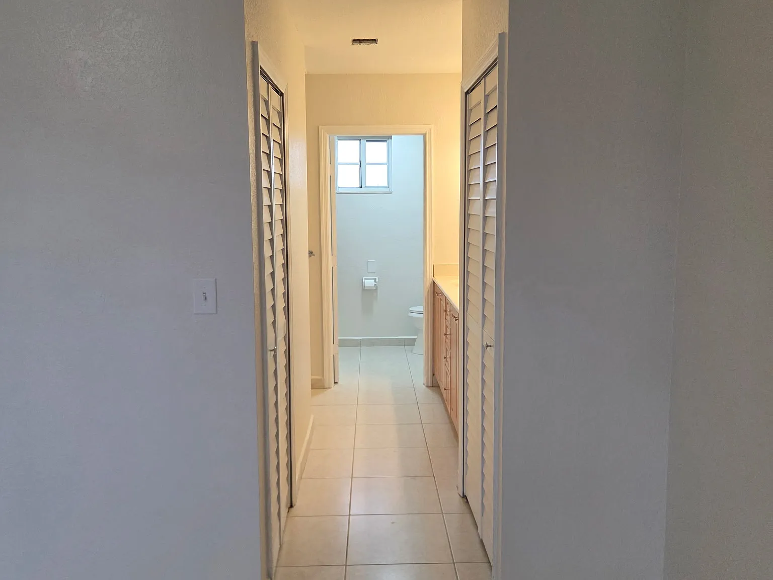 NW 114th Ln, Hialeah Gardens — Photo 4