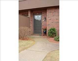 1st image of 53 Meadowood Dr