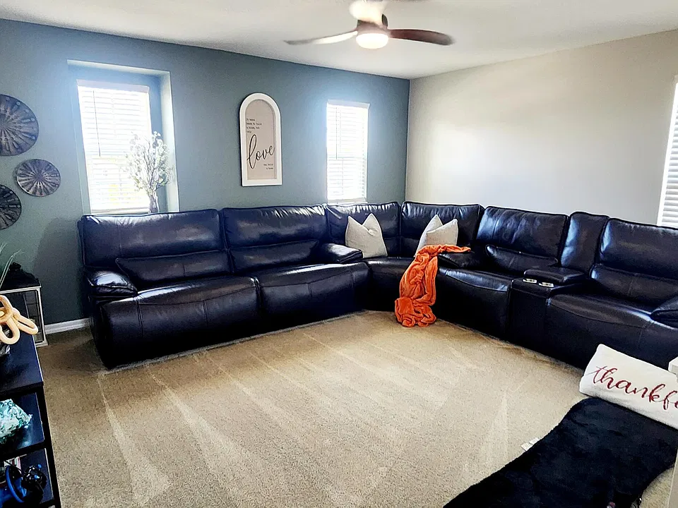 5700 NW Pine Trail Cir