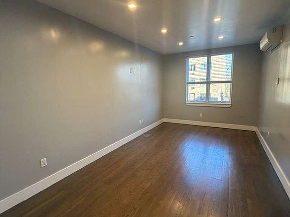 3rd image of 532 E 142nd St #3D