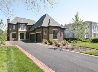 2240 Farnsworth Ln, Northbrook, IL 60062