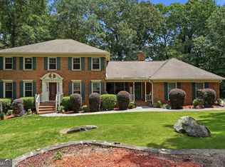 5027 Castlewood Dr SW, Lilburn, GA 30047