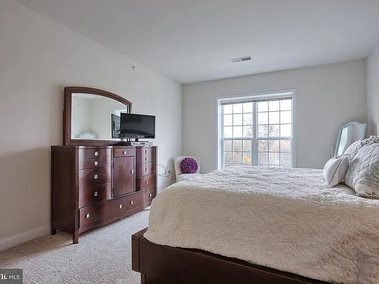 726 Whitetail Dr — Photo 9