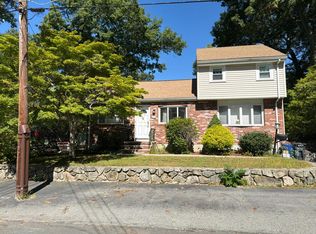 20 Catalpa St, Wakefield, MA 01880