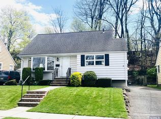 210 14th St, Wood Ridge, NJ 07075