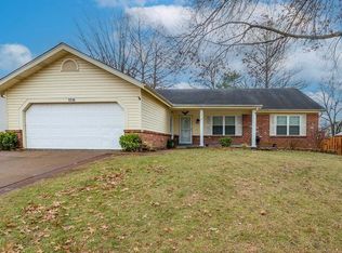 1316 Westbrooke Terrace Dr, Ballwin, MO 63021