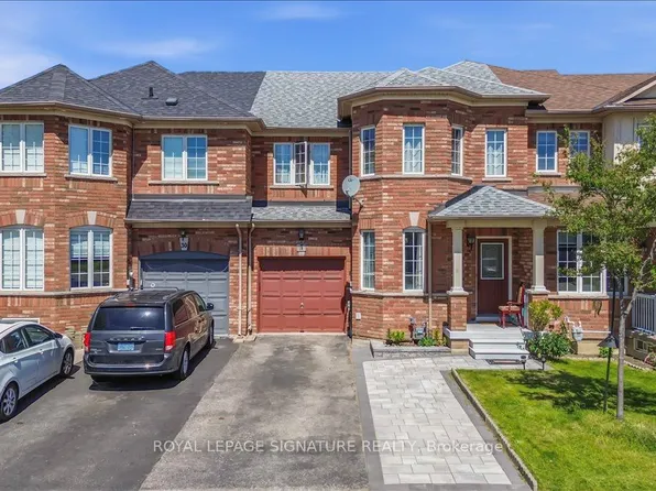28 Pompano Pl, Brampton, ON L6P 1N5