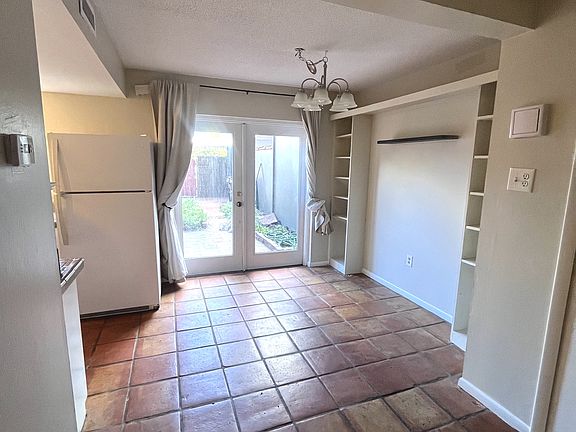 4th image of 3104 Harrison Ave #E32-1