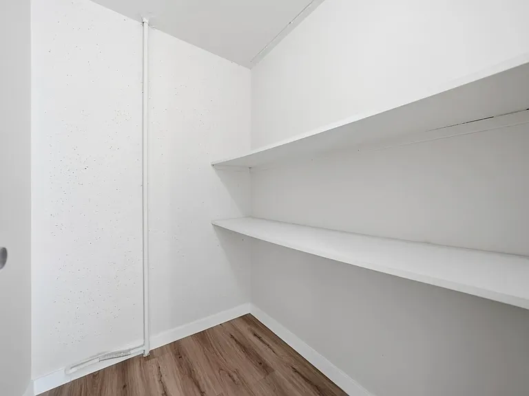 34 Kleisinger Cres — Photo 15