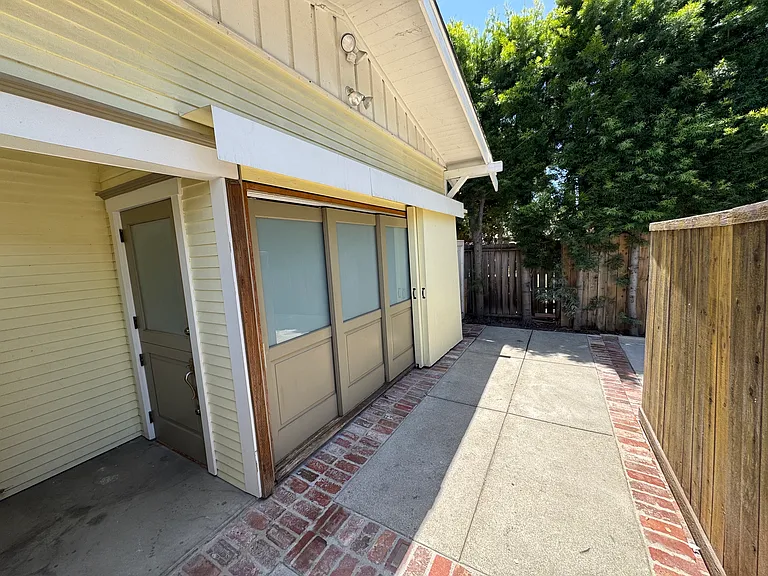 440 S Center St — Photo 15