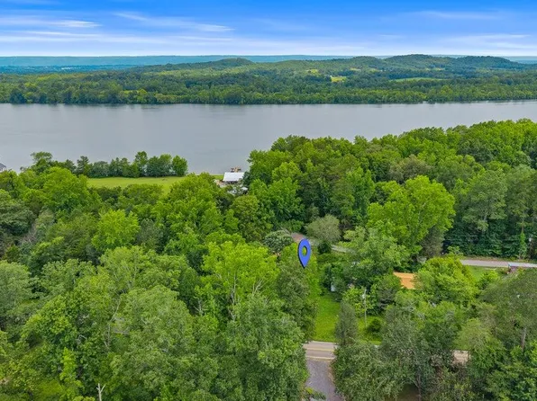 195 Crisp Ln, Decatur, TN 37322