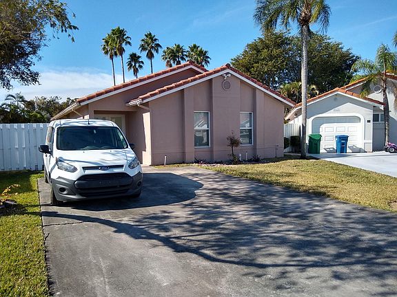 5th image of 6146 NW 181 Terrace Cir W