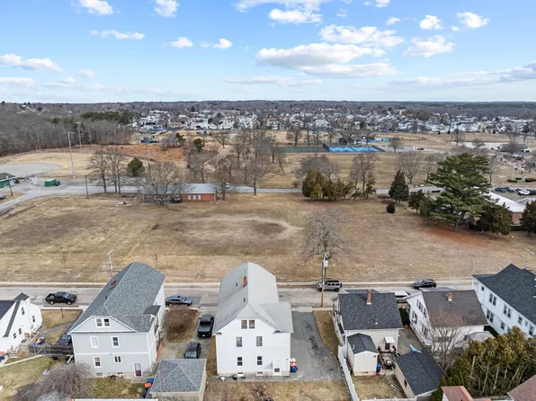 46-48 Irvington St, New Bedford, MA 02745