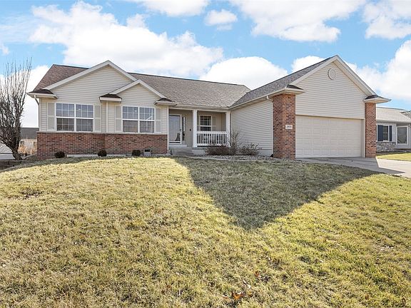 2nd image of 2975 Roseberry Ct