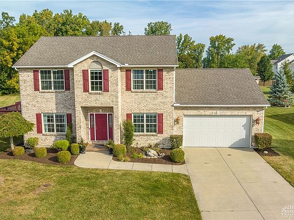 2nd image of 415 Elk Ct