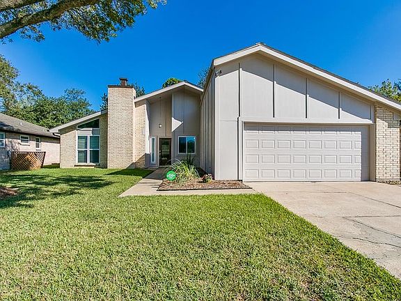 3rd image of 9658 Ravensworth Dr