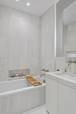 Rented by SERHANT. | media 6