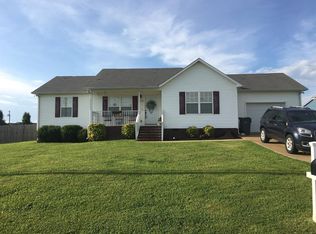 1916 Sheffield Ln, Columbia, TN 38401