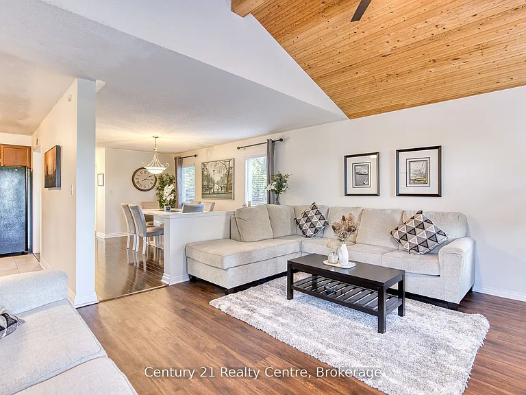 45 Hatch St E — Photo 19