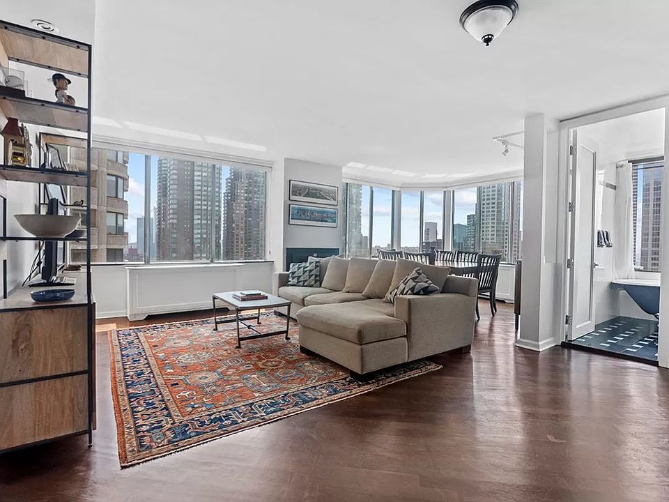 1st image of 61 W 62nd St APT 24J