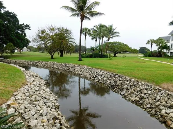 315 Saint Andrews Blvd APT B5, Naples, FL 34113