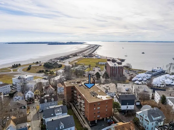 12 Chancery Ct APT 402, Lynn, MA 01902