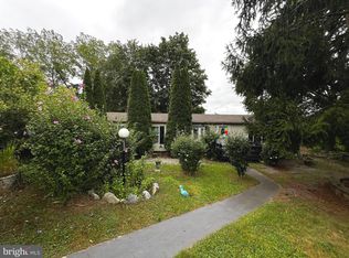 1052 Appleville Rd, West Chester, PA 19380